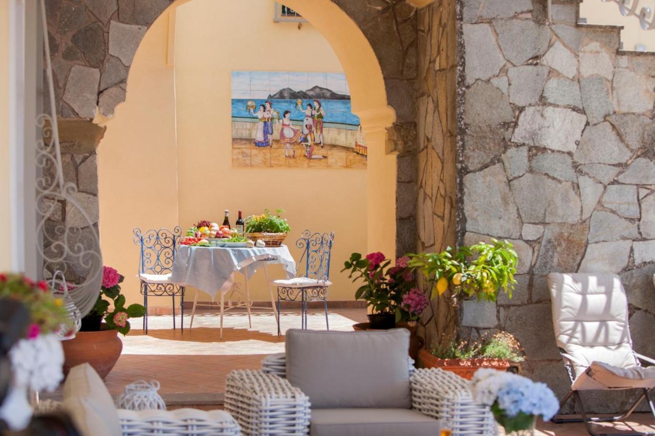 Resort Ferrara Villa Multa Quies Massa Lubrense Dış mekan fotoğraf
